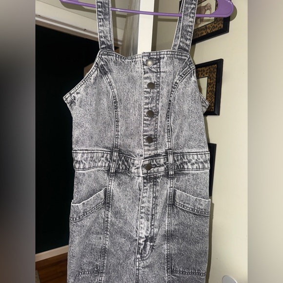 Universal Thread Acid Washed Romper - Picture 2 of 4
